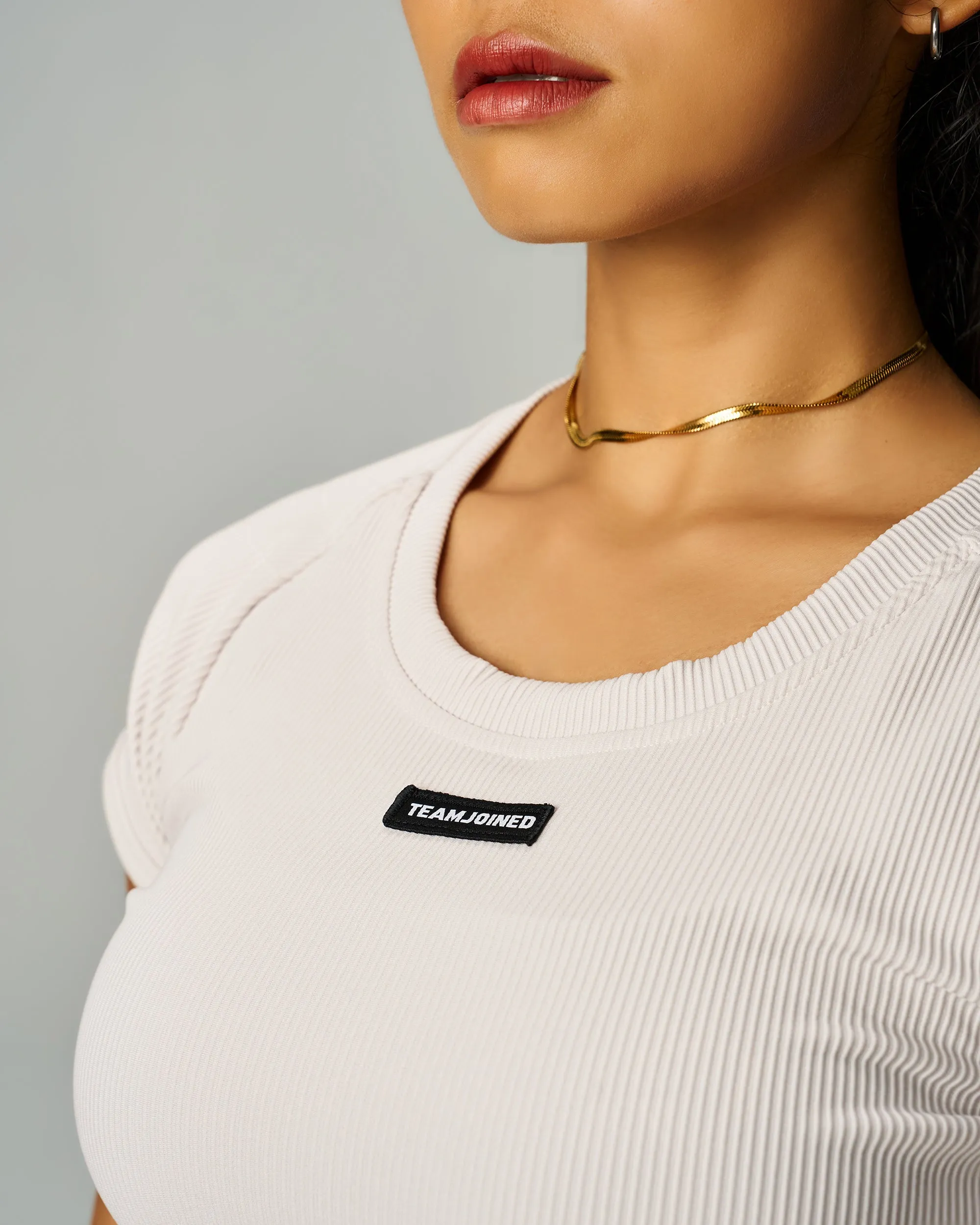 Label  Ribbed Crop Top